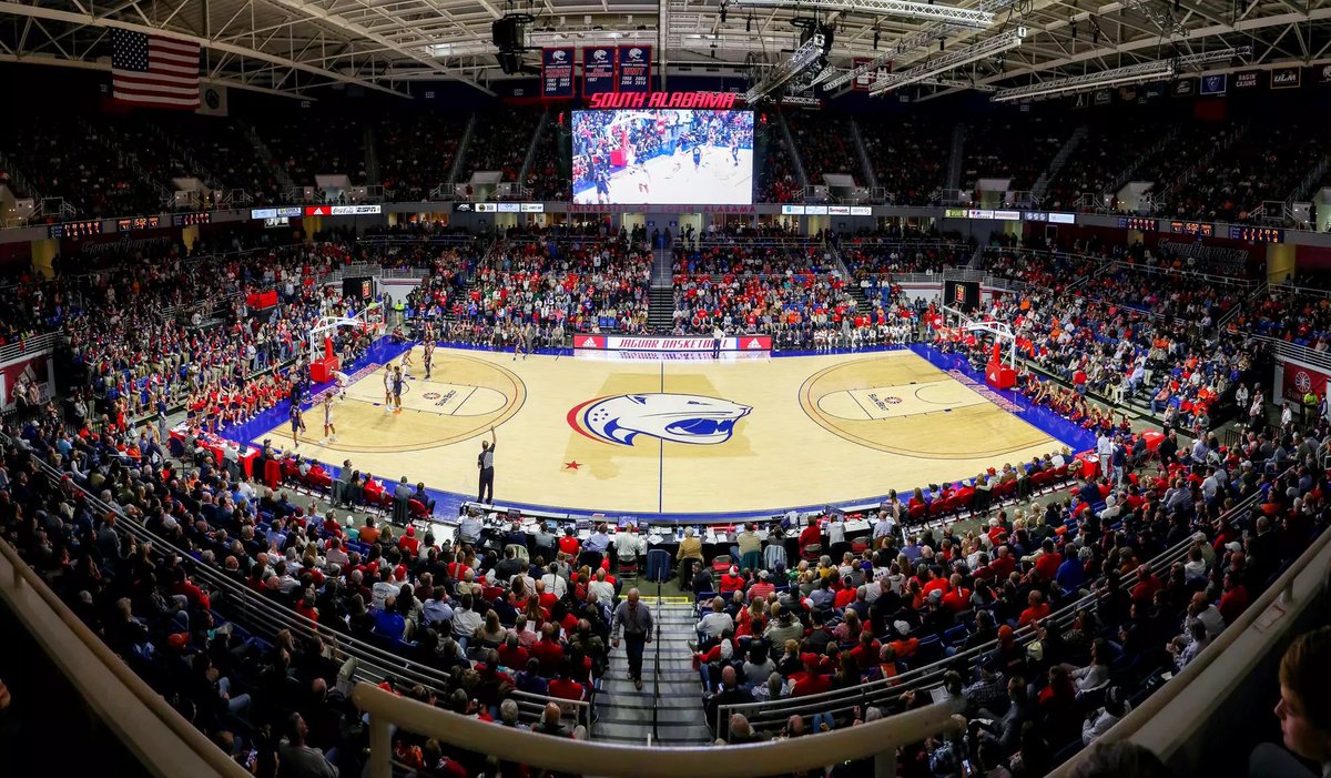maddiebraden3's tweet photo. Blessed to receive an offer from South Alabama!! #agtg https://t.co/LH7u1APMst
