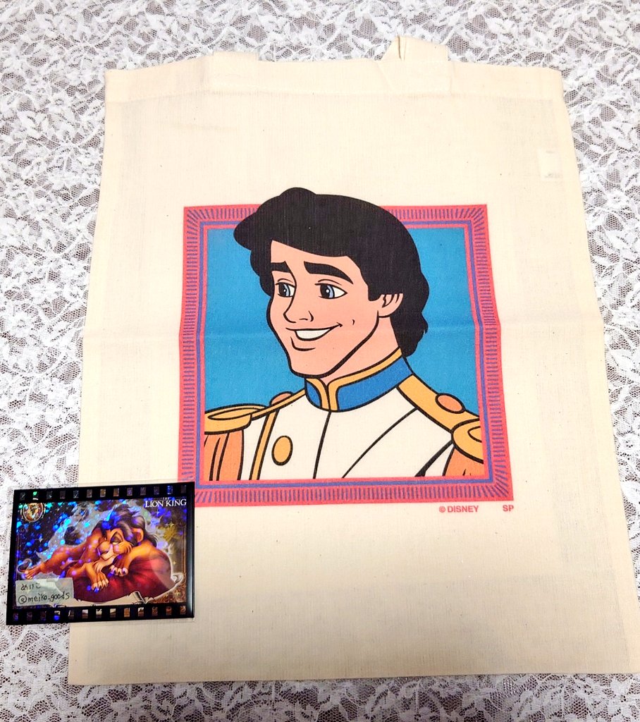 めいこ tweet media