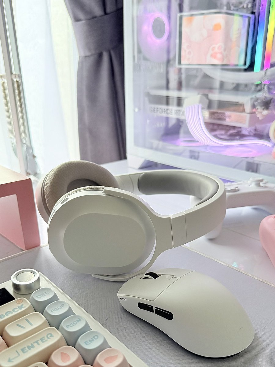 Della ⟢ tweet media