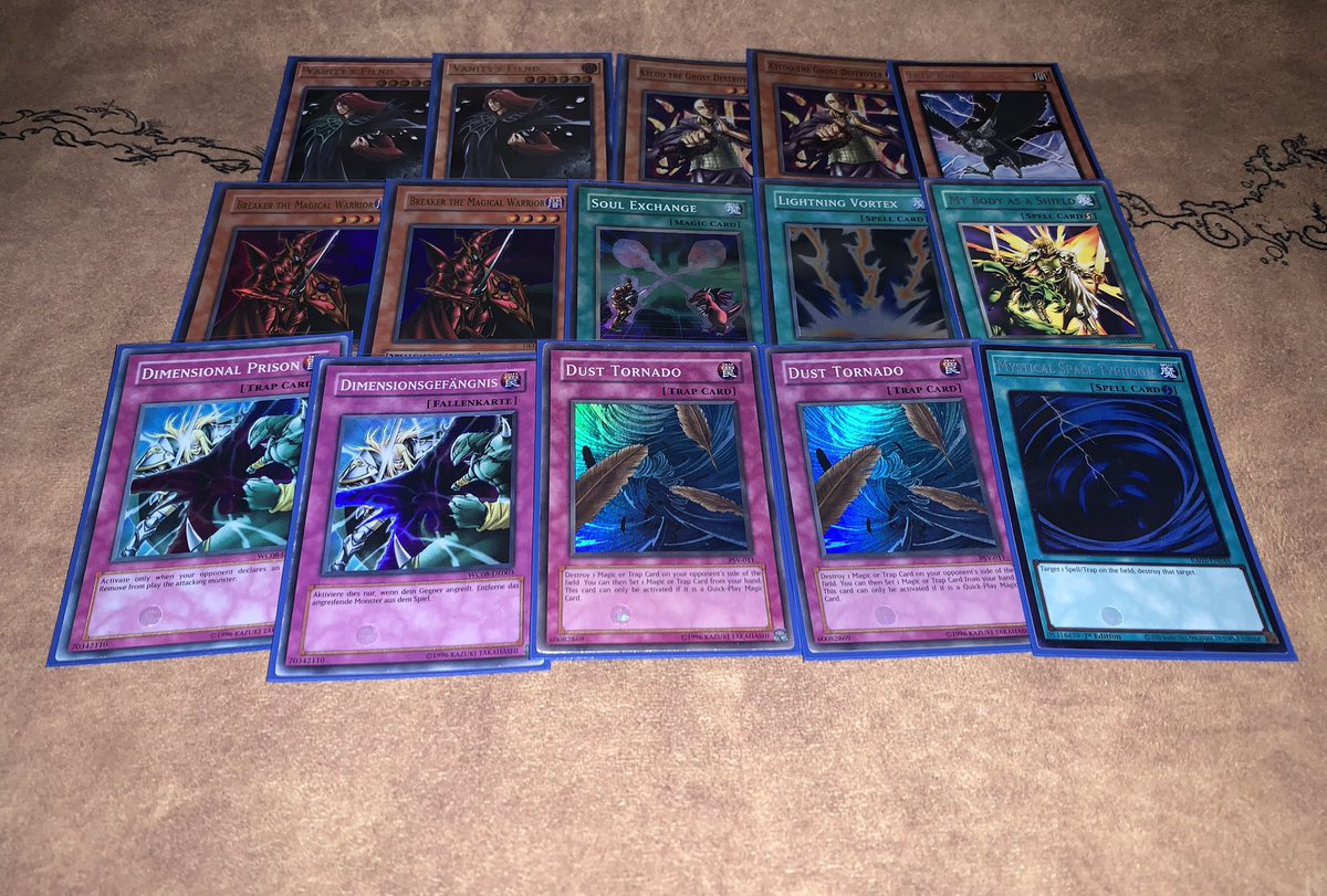 We had our 3 year anniversary tournament playing retro yugioh! I took 1st place playing dream frog 🦚