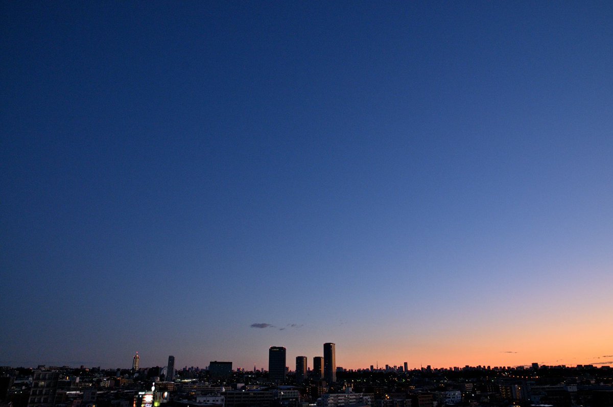 tomihara_nozomi's tweet photo. ใ็ฉบๆจกๆงใ#sky #skypattern #livehere #fixedposition #nikoncreators #nikond300 #photograph #photography #็ฉบ #็ฉบๆจกๆง #ใใใง็ใใ #ๅฎไฝ็ฝฎ #ใใคใใฎๅ ดๆ #ๅ็ #ใใคใใฎๅ็ #ๅ็ๅฅฝใ #ๅ็ใงไผใใใ็งใฎไธ็ #ๅ็ๅฅฝใใชไบบใจ็นใใใใ #ๆญฉๆฅฝ้ๅ็้จ https://t.co/gaxHbbVrHq