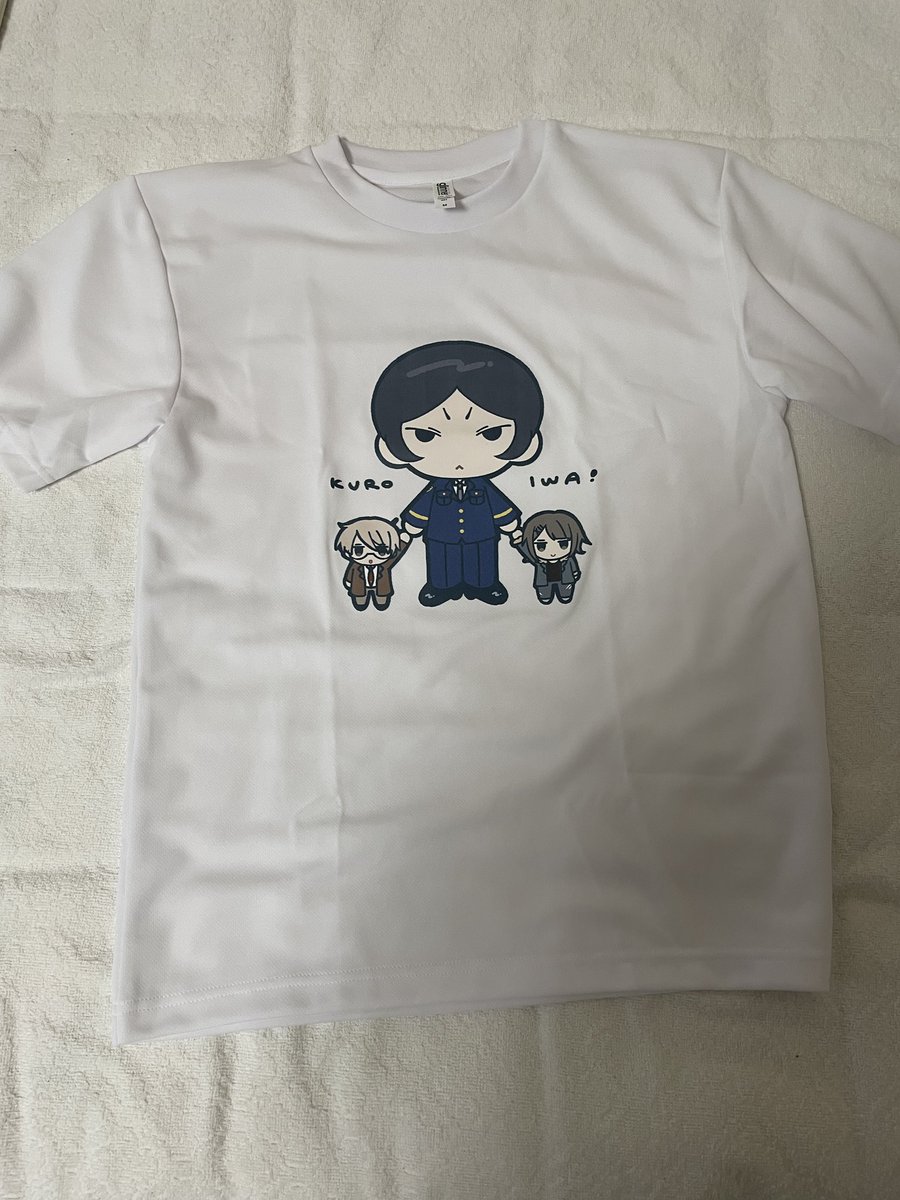 そして今回最もまさかのTシャツデザイン🤣
可愛いー！ちんまりしてる！！親子みたい！ありがとうございます(๑´ㅂ`๑)
大切にします😭😭