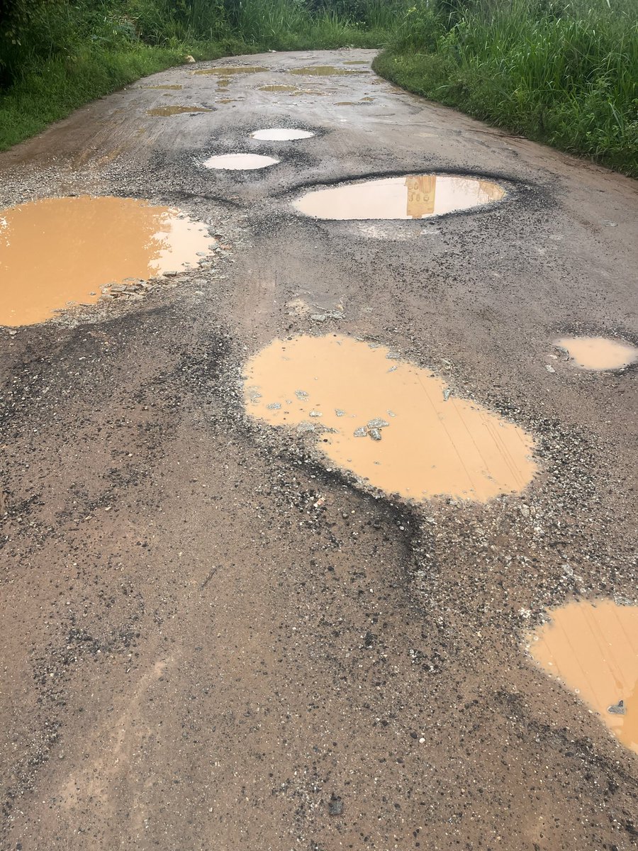 MSRNECBLR's tweet photo. @Captain_Mani72 @BDACommissioner 

Dear sir , we are paying taxes to BDA for last 14 years along with maintenance fees to BDA. We are only asking for basic human needs like roads  and garbage removal .. kindly intervene and help 🙏🙏 @osd_cmkarnataka https://t.co/0Ppd9jWfUB