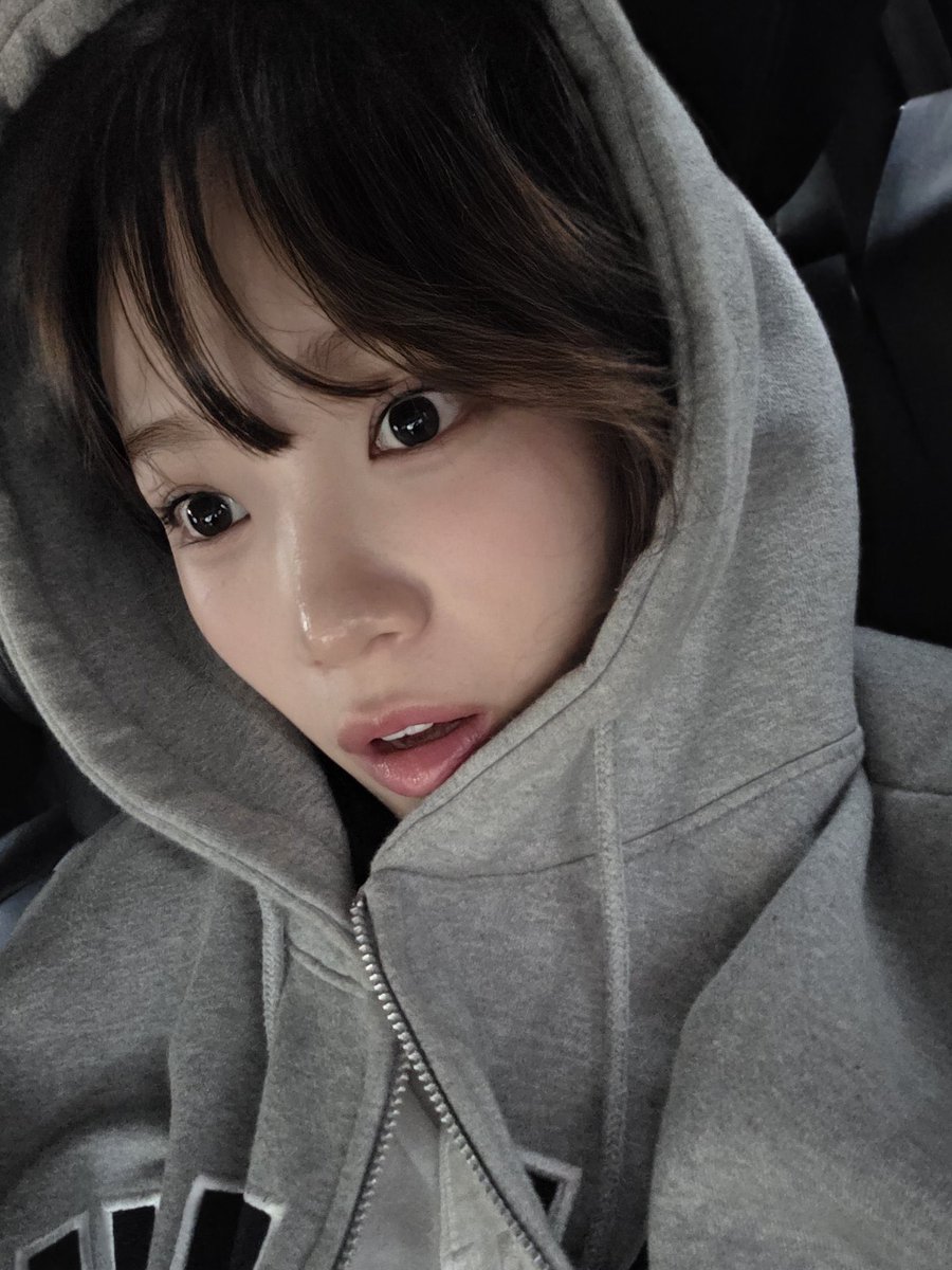 chaechaedaily's tweet photo. girlfriend chaechae https://t.co/5UxcOKTtEm