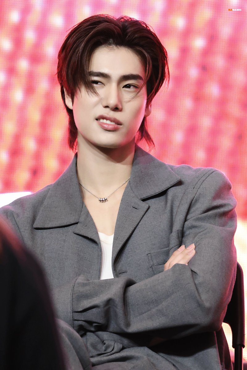 ShaPannuu's tweet photo. อืออออออออ เอาเถอะ จะบ้าาาาา 5555555555

#PondPhuwinFMinHK2025
#ppnaravit #phuwintang 
#ปอนด์ภูวินทร์ #PondPhuwin https://t.co/RTCz2YBC9I