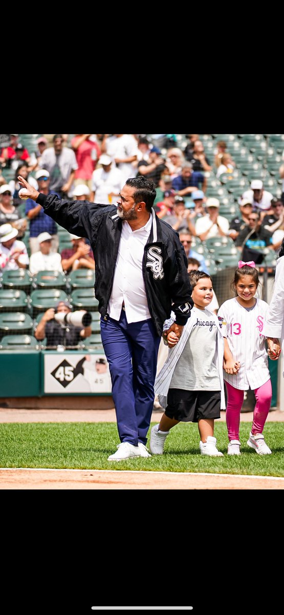 Came to Chicago in ’85 with big dreams—never thought I’d see a day like this! 🙌 Huge thanks to <a href="/whitesox/">Chicago White Sox</a> ownership, front office, team &amp; fans. Wearing that uniform was an honor &amp; privilege. Played hard, aimed to win, and always repped the Sox &amp; city. ❤️⚾️ #OnlyInChi #WhiteSox