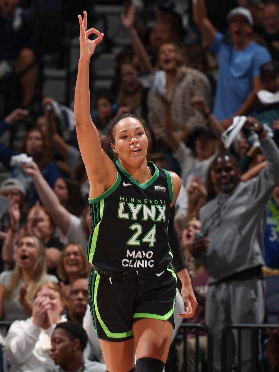 lonnngshotkid's tweet photo. LFG! Minnesota Has Everything For Basketball!
The Current 🐐's Of The NBA & WNBA Reside Here 🥹 #BasketballState #PackTheTC https://t.co/Jcb4ErT7Jw