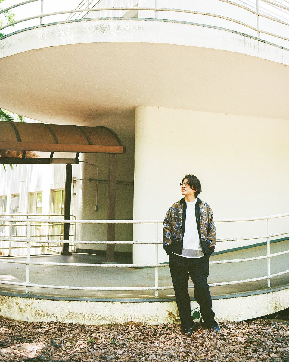 POPEYE_Magazine's tweet photo. 本誌で連載中「二十歳のとき、何をしていたか？」。今月は、今年の『THE SECOND ～漫才トーナメント～』で圧巻の漫才を披露した囲碁将棋（@IGOSHO185 ）の文田大介さんが登場。相方となる根建さんとは、高校時代に出会って......？
https://t.co/O84Js1507E https://t.co/TkzFjtCSQb