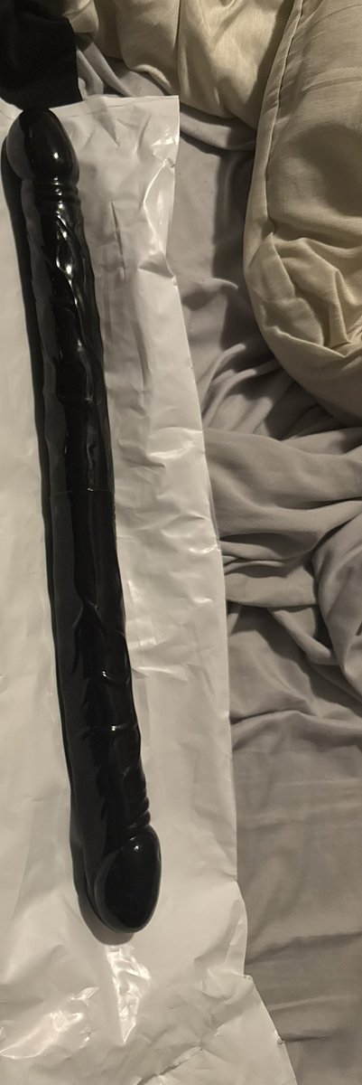 209_dlbtm's tweet photo. New dildo… who wants to see how deep I can get it 😈 https://t.co/Bm8SxyaBKj