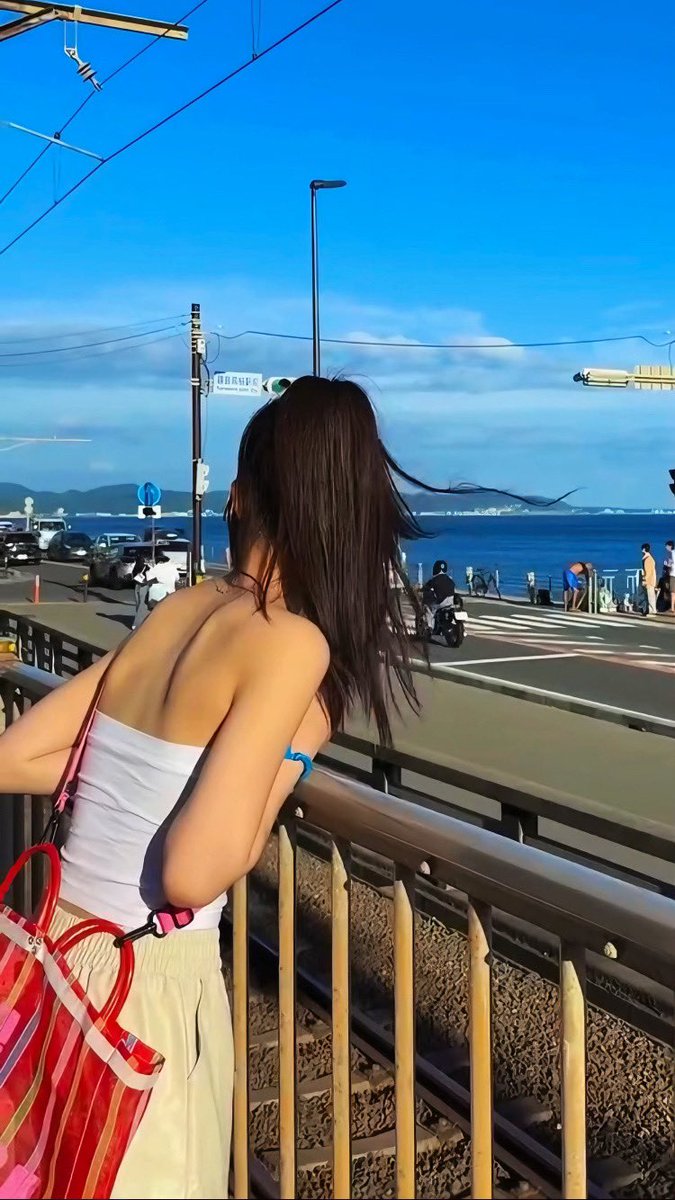 𝒦𝒾𝓂

4k wallpaper
#vvup #kim #비비업 #킴