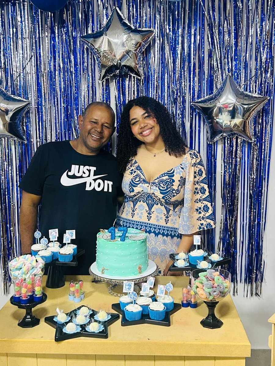 interactbhleste's tweet photo. 💙 Feliz Dia dos Pais!
Hoje celebramos todos que amam, cuidam e inspiram com coragem e exemplo.
Vocês são nossos heróis de todos os dias!✨ https://t.co/47OXM2mxb3