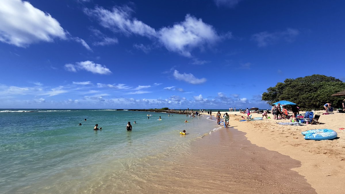 hawaii_isla808's tweet photo. Traveling through the Valley of the Temples Memorial Park & Crematory in Kaneohe, then a long scenic drive past Kualoa Ranch. Finally arrived at the beautiful Ritz-Carlton, Turtle Bay on Oahuโs North Shore. #Hawaii #Oahu #TurtleBay #KualoaRanch #ValleyOfTheTemples https://t.co/c4ZBCU2fiu