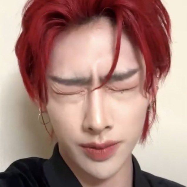 houruily's tweet photo. manifesting red haired ricky for the comeback #RICKY #沈泉锐 #리키 #ZB1 https://t.co/rsrNyNtsZE