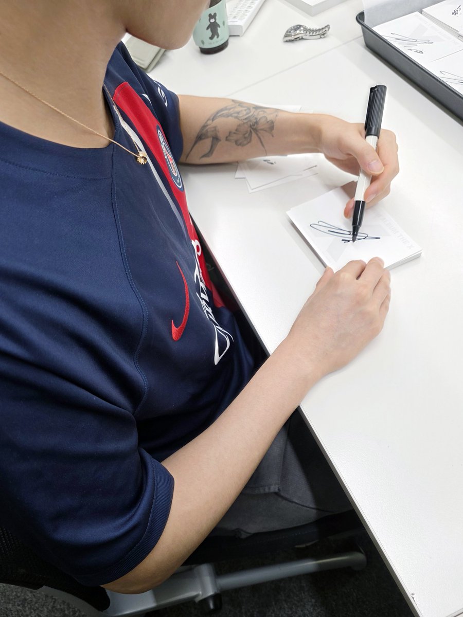 📢
Pre-order exclusive signed versions of 'THE X' only on the official MONSTA X US store! 

♾ Release: 2025.09.01 (MON) 6PM (KST) 

#몬스타엑스 #MONSTAX 
#MONSTA_X #THEX

👉🏻 shop.monstax.us