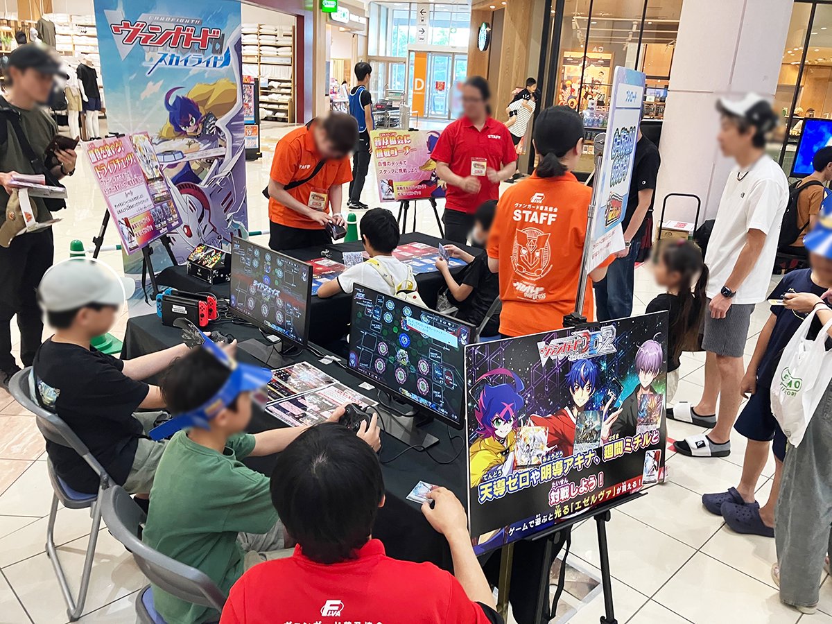 コロツアー 2025」に #ヴァンガード が出展中✨ ＼ 本日はイオンモール