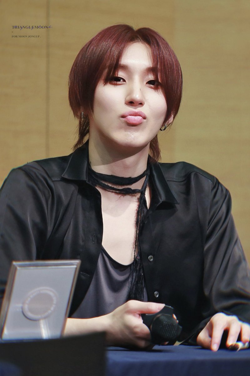 240811 | 1년전의 오늘 ᝰ *˚

 •̆₃•̑

#문종업 #MoonJongUp #文鐘業 
#BANG_JUNG_YOO_MOON 
#비에이피 #BAP