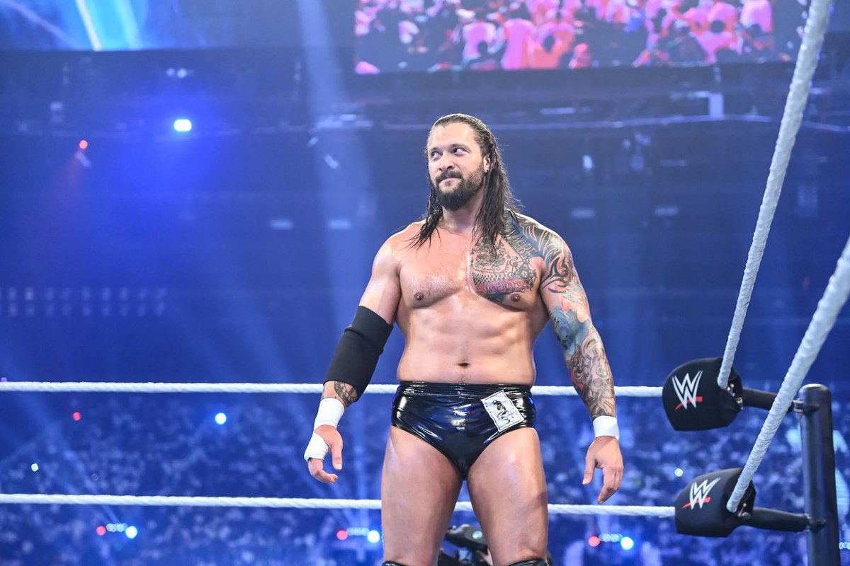LilLito's tweet photo. Somebody needs to book this match! #WeWantKross #NowThatsCool https://t.co/vgUngiFWsy