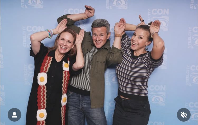 MrsGibbler_'s tweet image. The SheWolf Pack and Steve went to Comic Con this weekend @MrsDeejHale @ExpertOfFood