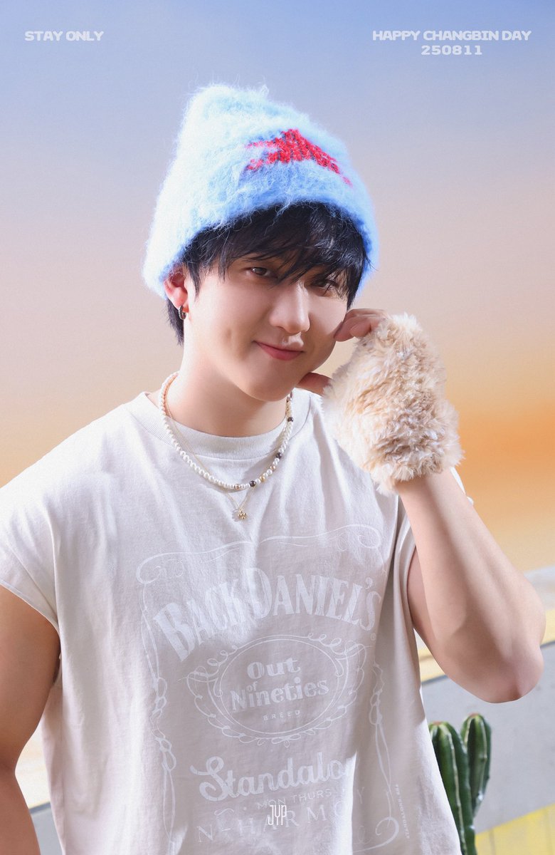 Changbin 창빈 Global🪄 tweet media