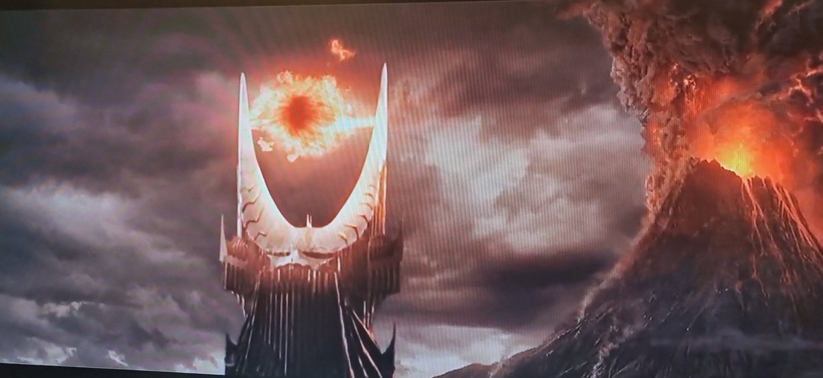 Así es como se cierra un buen Domingo #LOTR