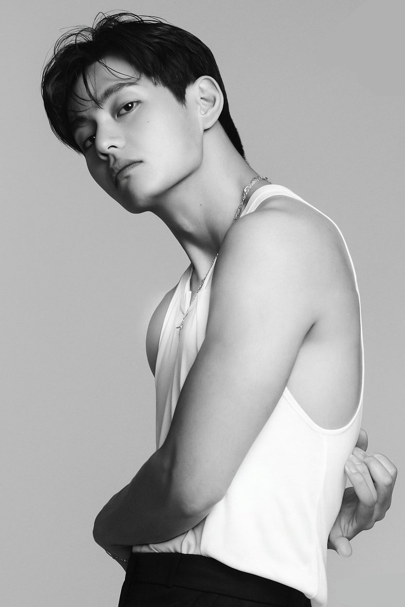 sgmin_seven's tweet image. TAEHYUNG'S CLEAN PIC IN TANK TOP FOR COMPOSE COFFEE