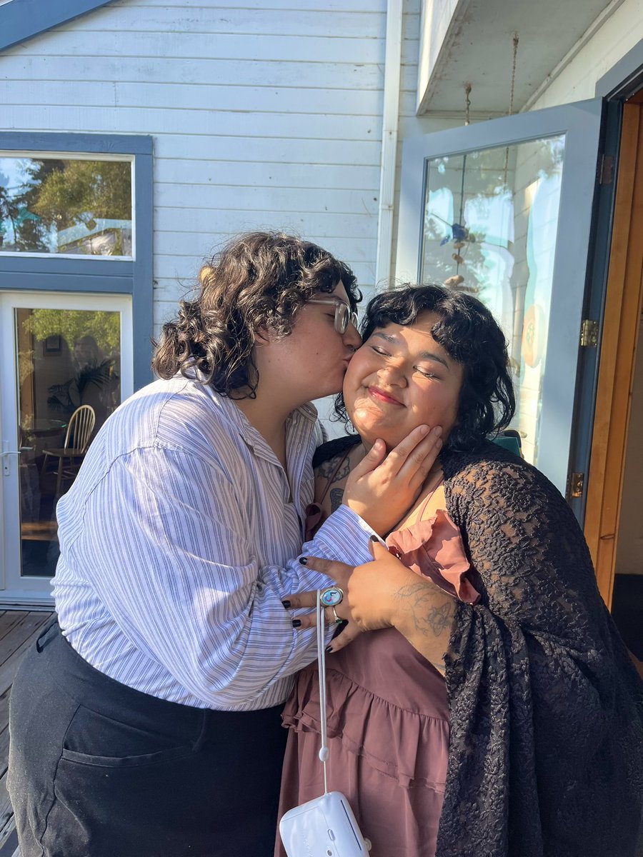 moseluvr's tweet photo. ur sexy femme butch parents https://t.co/if3CuMdhxc