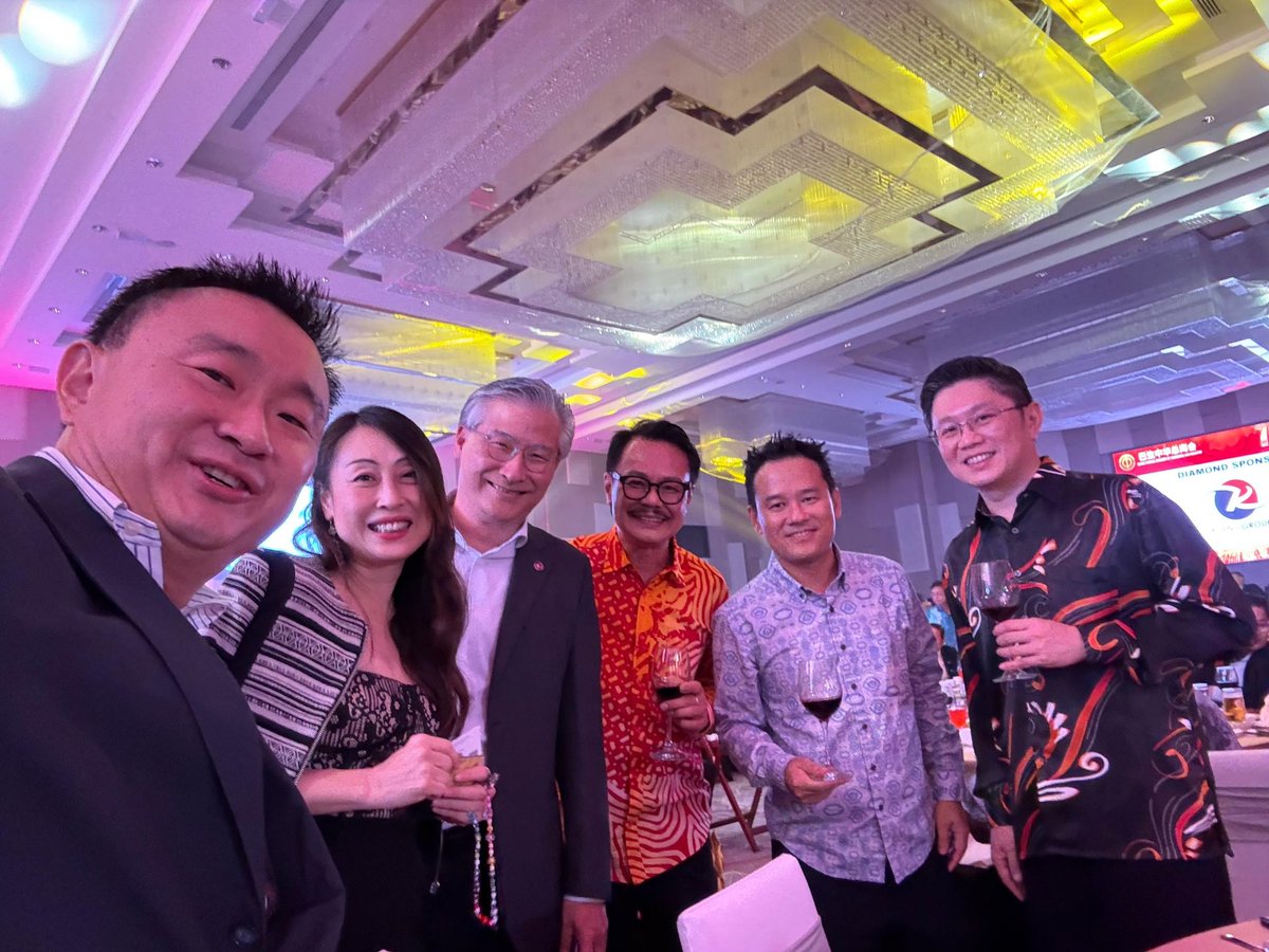 TEEAM_MY's tweet photo. TEEAM was honoured to attend the Klang Chinese Chamber of Commerce and Industry (KCCCI)’s 79th Anniversary Dinner held on 8 August 2025 at Wyndham Acmar Klang.  Attending from TEEAM were Dato' Dr. Siew Choon Thye, Ir. Dr. Ng Kok Chiang &amp; Dato' Andy Tan Boon Hin. https://t.co/8QA8CuG3UL