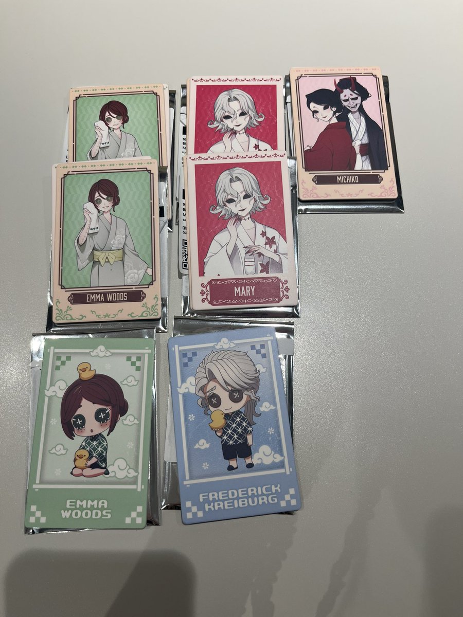 tukisimagasuki's tweet photo. 交換
第五人格 IdentityV 極楽湯 特典 コースター チェキカード 缶バッジ 等身 ミニキャラ SD 

譲 騎士 血の女王 芸者 庭師 作曲家

求 定価 > 納棺師 傭兵

池袋手渡しまたは郵送
コースターは傭兵等身

お気軽にお声掛けください。 https://t.co/2zeXmseaT0
