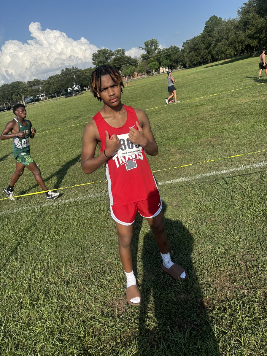 TysonFrank2029's tweet photo. Yesterday was my first meet on Junior Varsity as a Freshman, running cross country.#TysonFrank #Classof2029
#JuniorVarsity #Freshman #Godisgood
Tyson Frank
6โ1
Class of 2029 https://t.co/UVA59ZN9b9