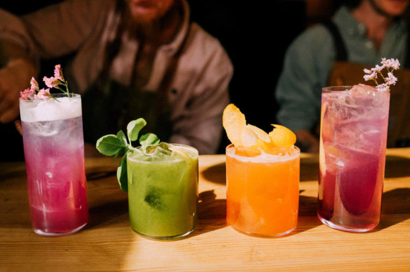 Flavor_Journeys's tweet photo. Bartenders Are Growing Their Own Cocktail Garnishes, and You Can Too https://t.co/Tn15Q5kpc8
#gardenfresh #sustainabilitytips #cocktails #mixology #mixologist https://t.co/quoMZyILlA