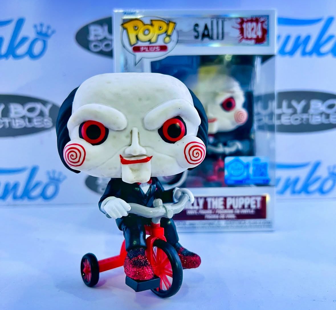 Peek in hand and OOB with the new Billy Funko POP! Enjoying his tricycle 😜 grab it below! Drops in USA next month!
   Linky ~ fnkpp.com/AmEx
#Ad #Billy #Saw #FPN #FunkoPOPNews #Funko #FunkoPOP