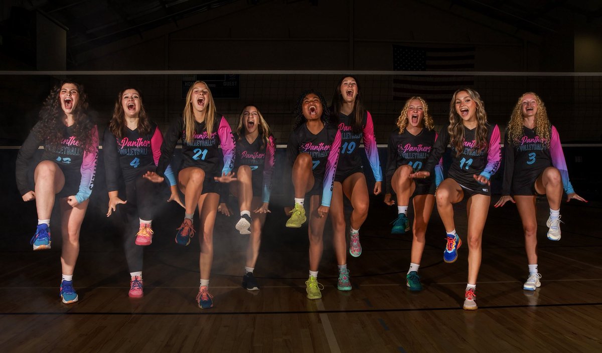 LillyBlocks2027's tweet photo. #varsity #volleyball #tough https://t.co/lvB2qXLNUB