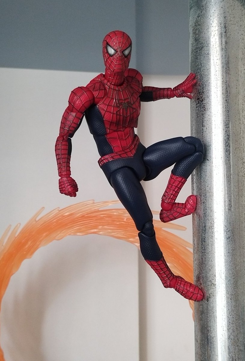 mafex spiderman(Tobey) 
headsculpt from fahrulstore35 V60 version
#SpiderMan #MAFEX