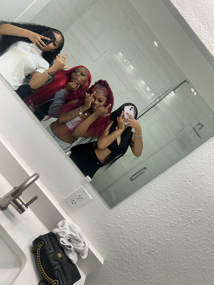 them twitter girlss😍 <a href="/tvenchyy/">twokcrazy</a> <a href="/BanndzzN/">nae💋</a> <a href="/Amourramorie/">amoriejonae</a>