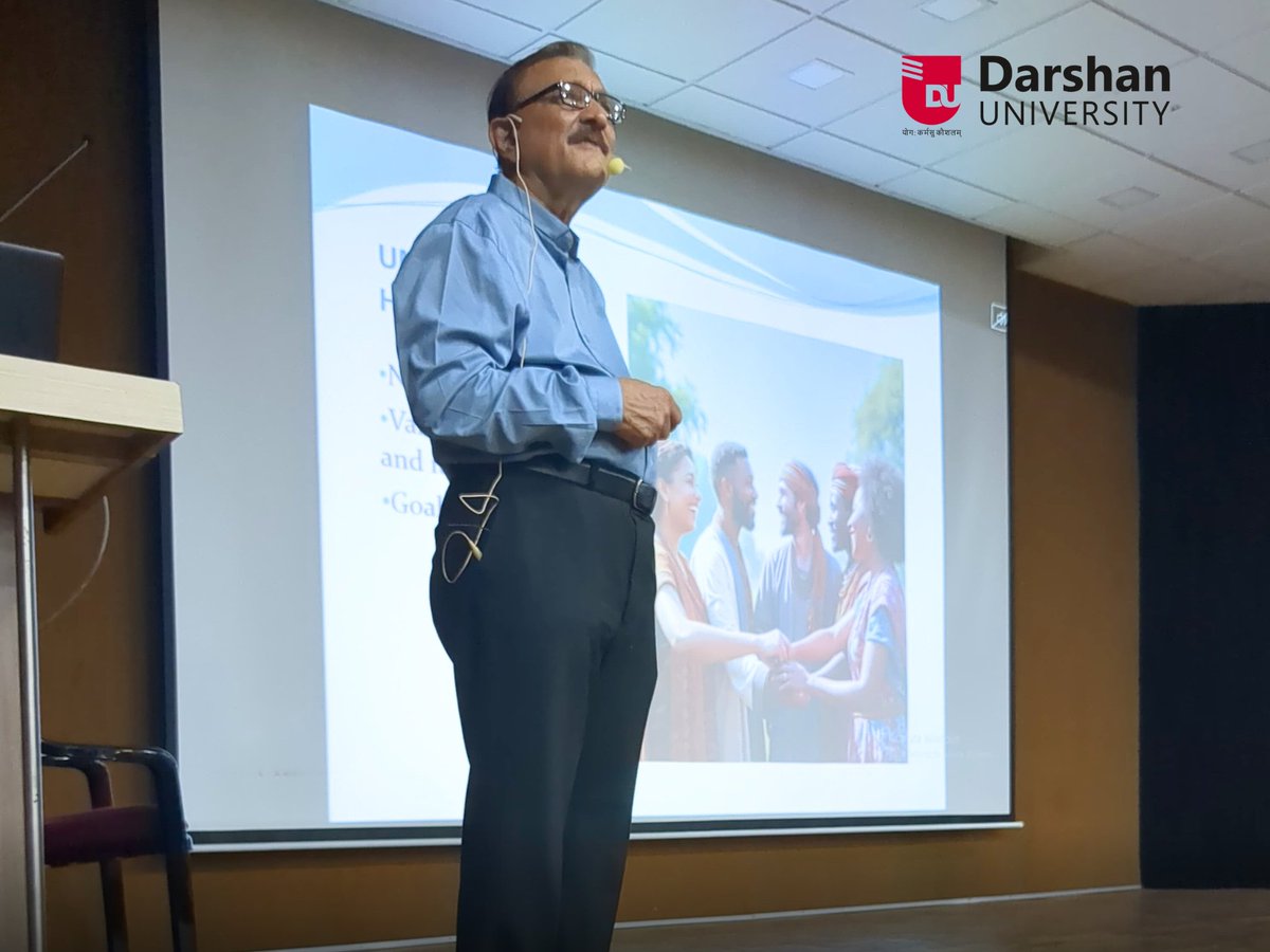 DarshanUniv's tweet image. ✨ Guest Lecture on “Universal Human Values”

On 6th August 2025, Darshan University hosted Dr. Pradeep Vadodaria for an insightful session with first-year B.Tech. students.

#GuestLecture #UniversalHumanValues #DarshanUniversity #EngineeringEducation