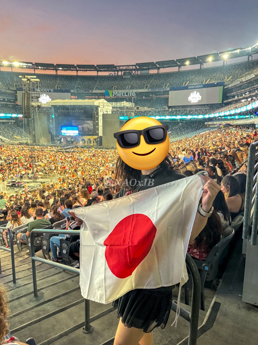 𝐍𝐚𝐨𝐦𝐢🗽🗼 (@NAOxJB) / Posts / X