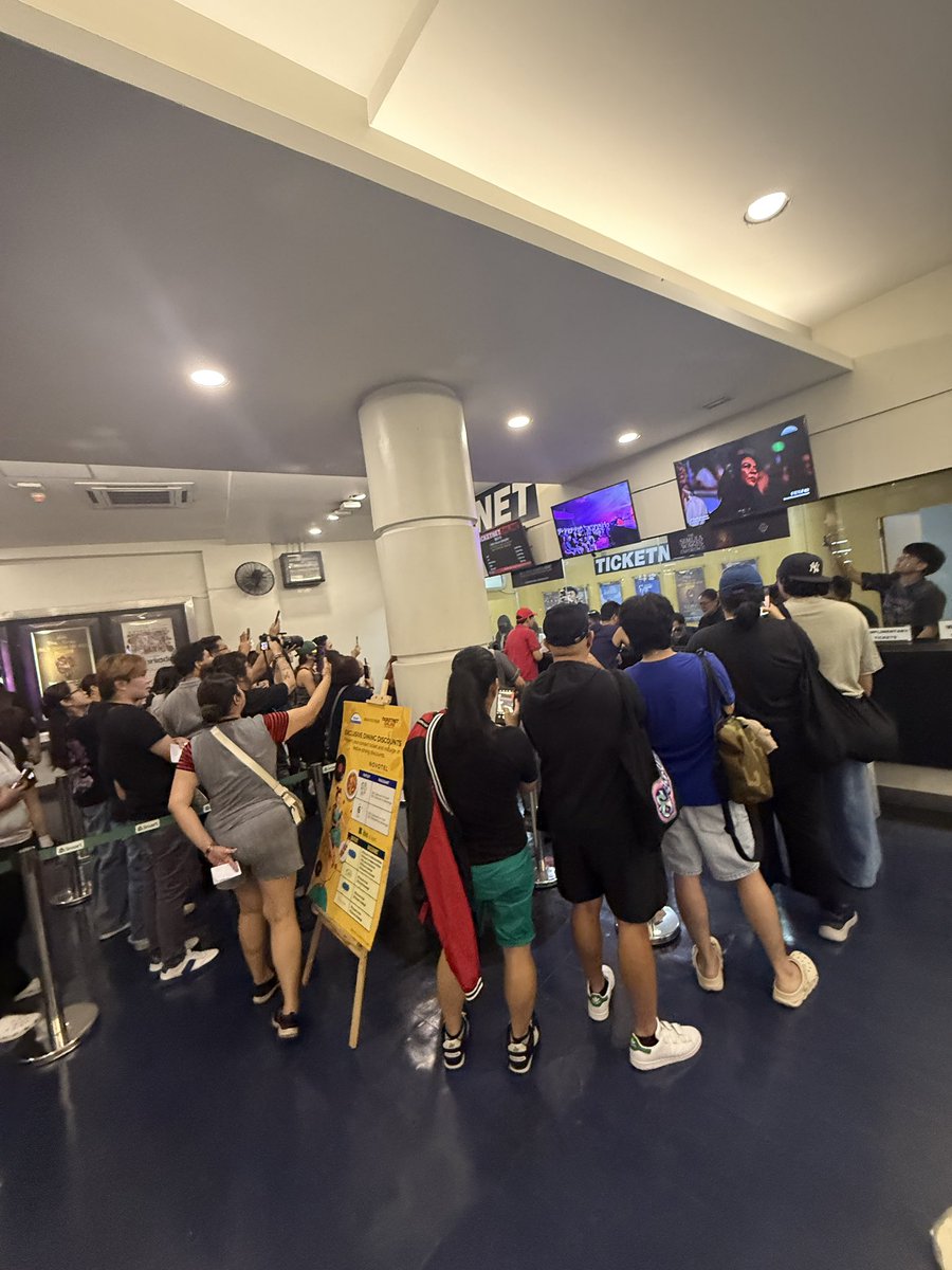 StarMusicPH's tweet image. 📰 BREAKING NEWS:  Artist Live Ticket Selling, now ongoing! 

Get your tickets now: 
🎟ticketnet.com.ph

#BGYO #BGYO_TheFirstSoloConcert #StarMusicPH #ABSCBNEvents #StarMagic