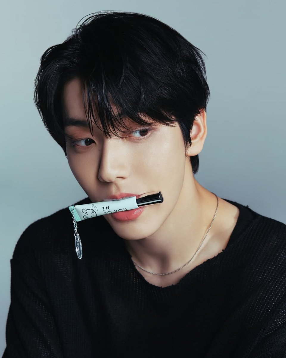 csbshour's tweet photo. page.soobin instagram update (1/2)

SOOBIN INTO YOU AMABASSADOR
#INTOYOUxSOOBIN
#투모로우바이투게더 https://t.co/ZwadnC9taU