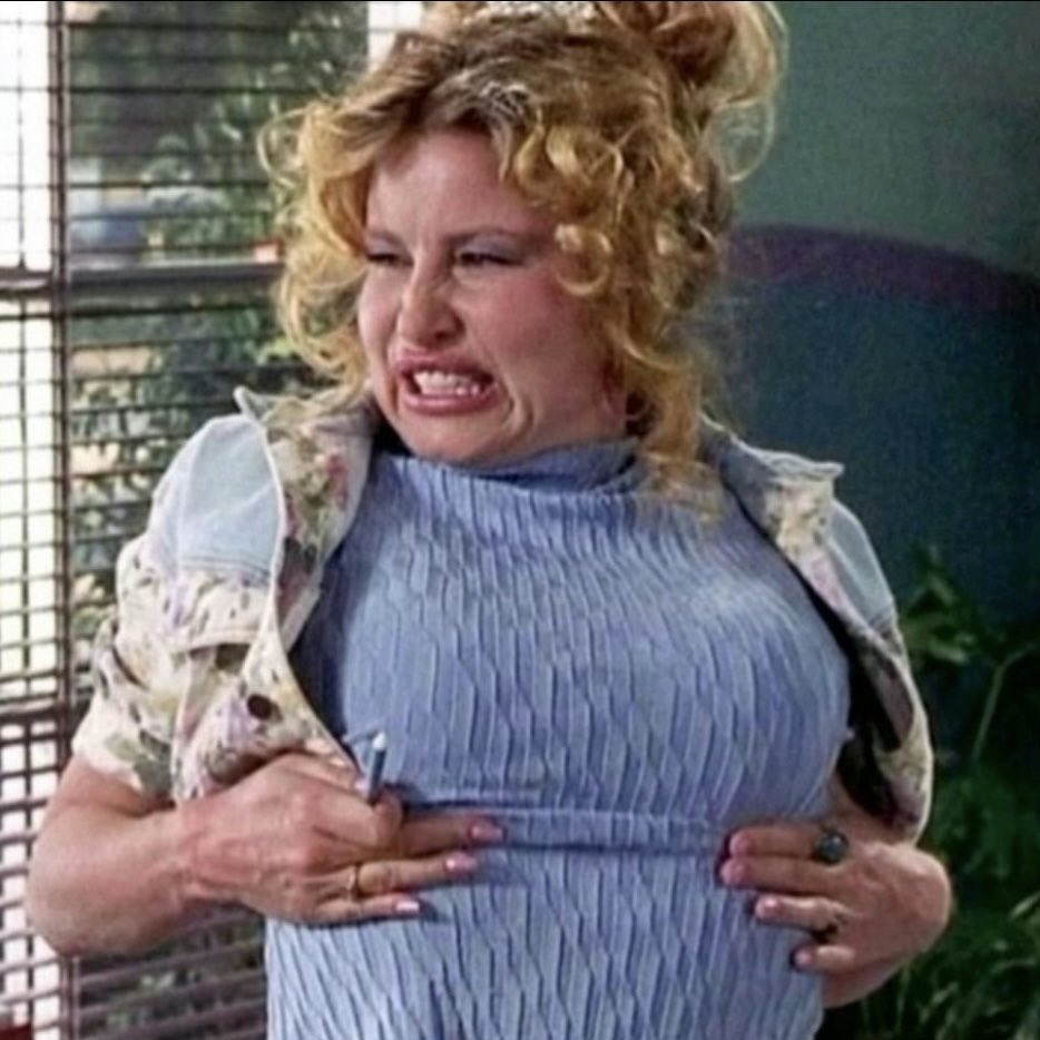 mads (@maddiegolder) on Twitter photo 