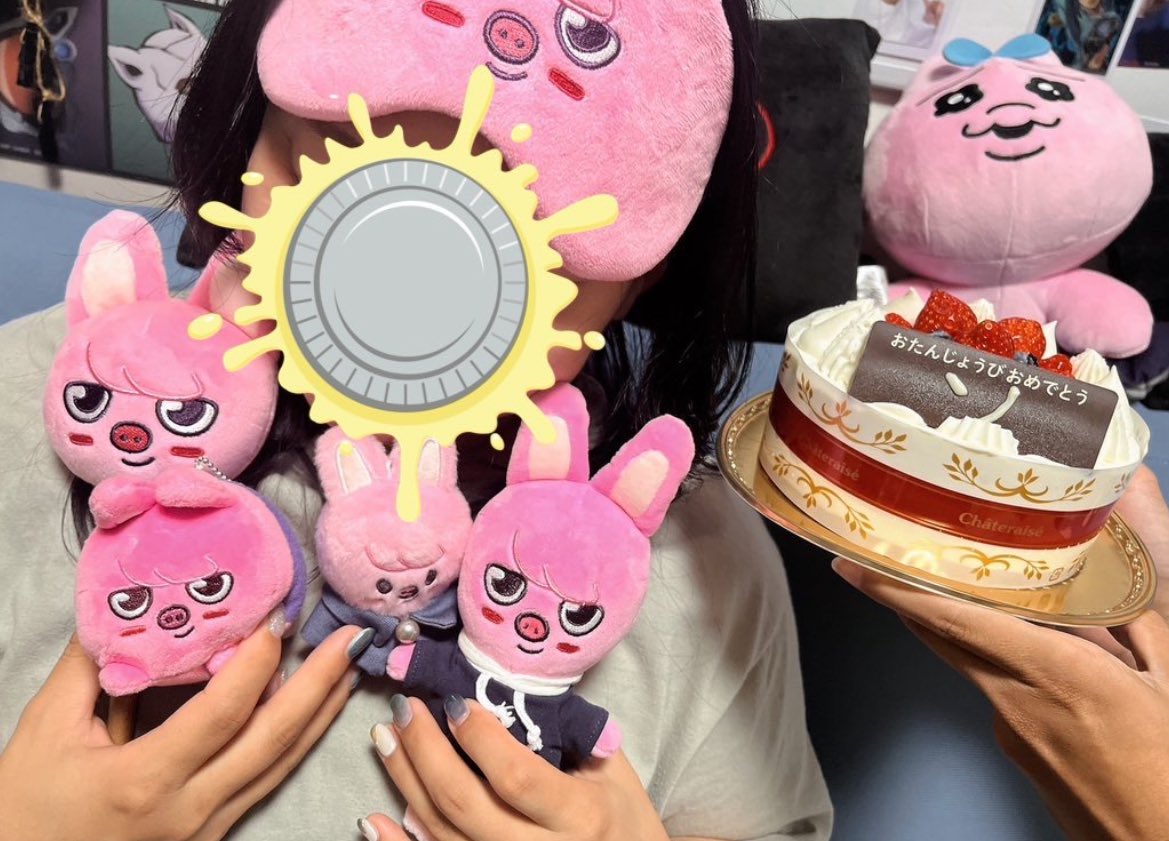 atpc_chan's tweet photo. チャンビンお誕生日おめでとう🎊
歴代の写真や最近撮ったフォトイズムでも、、、(空白じわる
毎日宿命聴きながら出勤している私です🏃‍♀️
(Xにはなかなかいませんが)
チャンビンの作る歌が、歌声が、ラップが、ダンスが全部大好きです
生まれてきてくれてありがとう🙏
たくさん食べて健康にいてください🍚 https://t.co/EUQhP7BaOa