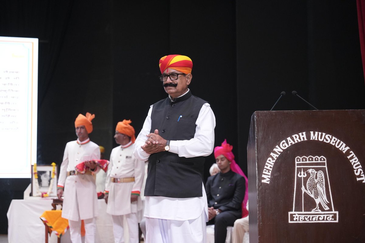 Narendra કુમાર नरेंद्र कुमार (@narendra3199) on Twitter photo राजस्थानी भासा अर साहित्य रा वरिष्ठ साहित्यकार, युट्युब इन्फ्लूएंसर आदरजोग श्री दीपसिंह जी भाटी सा नै भासा व साहित्य में मारवाड़ रत्न पुरस्कार सूं ख्याति मिलवा खातर घणी मोकळी बधायी अर सुभकामनवां। <a href="/dingalrasawal/">Deep Singh Bhati</a> 🌺💐🌸 #मारवाड़_रतन_सम्मान2025
#Make_Rajasthani_official राजस्थानी भासा अर साहित्य रा वरिष्ठ साहित्यकार, युट्युब इन्फ्लूएंसर आदरजोग श्री दीपसिंह जी भाटी सा नै भासा व साहित्य में मारवाड़ रत्न पुरस्कार सूं ख्याति मिलवा खातर घणी मोकळी बधायी अर सुभकामनवां। <a href="/dingalrasawal/">Deep Singh Bhati</a> 🌺💐🌸 #मारवाड़_रतन_सम्मान2025
#Make_Rajasthani_official