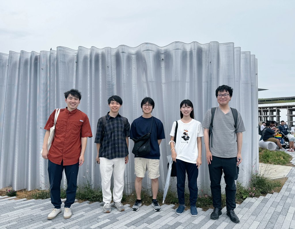 nd3m_official's tweet photo. 東京・名古屋・大阪にいるメンバーが集まり万博をまわりました。我々が3Dプリント製造協力を含めた諸々の技術支援させていただいたトイレ7の前で写真撮影。

(来られなかった2名のメンバーは別の機会に集合写真撮りましょう) https://t.co/ql1QesziS0