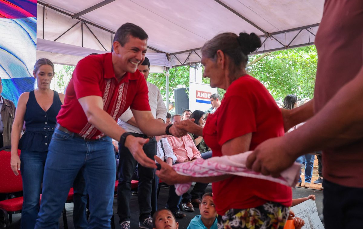¡Buenos días! 🇵🇾

Cada día es una nueva oportunidad para seguir  construyendo juntos un Paraguay mejor.