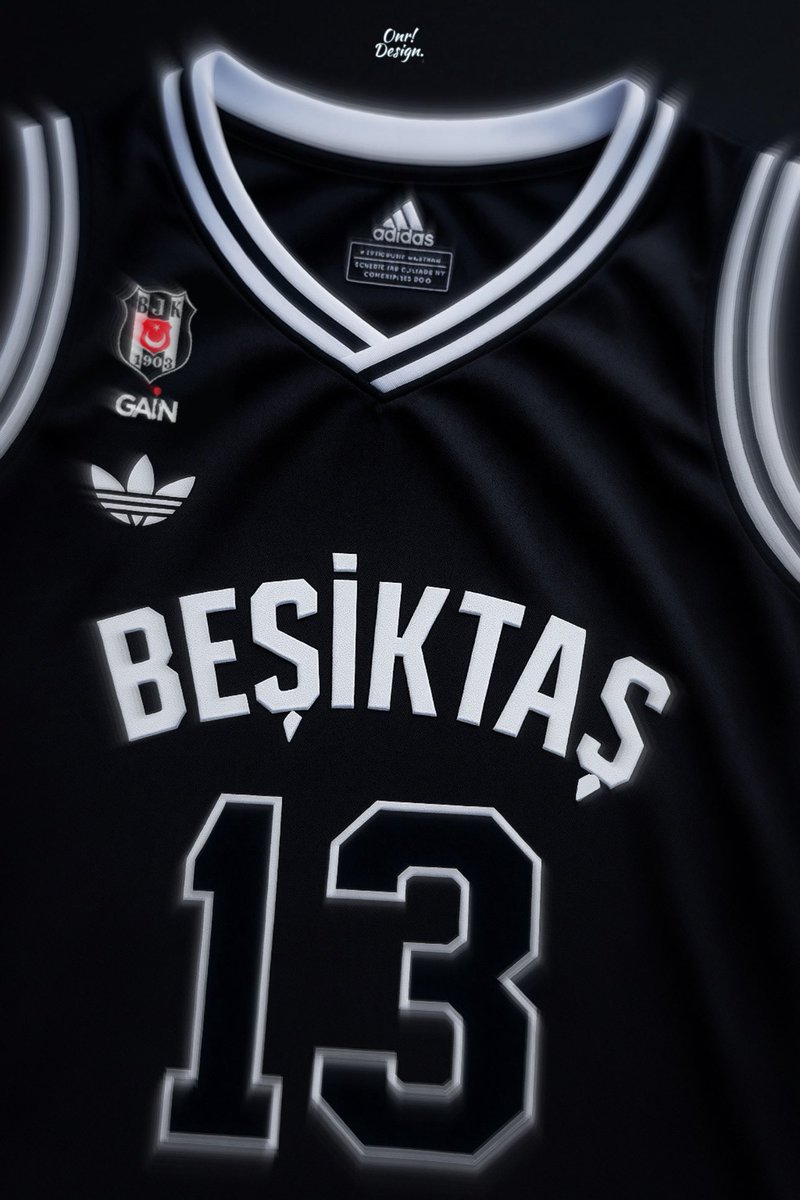 Beşiktaş GAIN x Adidas | 2025-26 Siyah Konsept

#Beşiktaş | #PotanınKartalları
