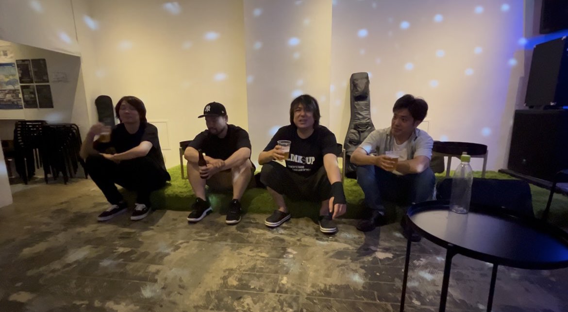 Discord_Habit's tweet photo. 《ご報告》
突然ではございますが…
2025年8月10日をもちましてDiscord Habitはしばらくの間、ライブ活動を休止する事となりました🙇‍♂️
いつかまた、Liveハウスに戻ってきます！
また音楽で遊びましょう✨
Discord Habitでした！ https://t.co/2xFijGpj5f