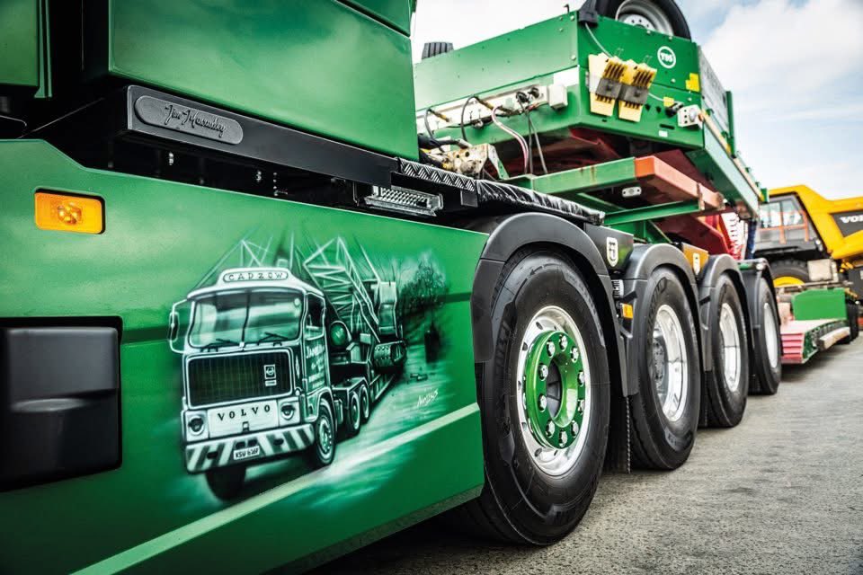 _transportnews's tweet photo. ๐ Cadzow Heavy Haulage โ one of Scotlandโs most recognisable heavy transport fleets is streamlining for sharper focus & even higher standards.
Read Liz & Jack Macauleyโs story in this monthโs Transport News ๐โจOn sale or download now!
#HeavyHaulage #Cadzow #TransportNews https://t.co/QJl8wVrOjM