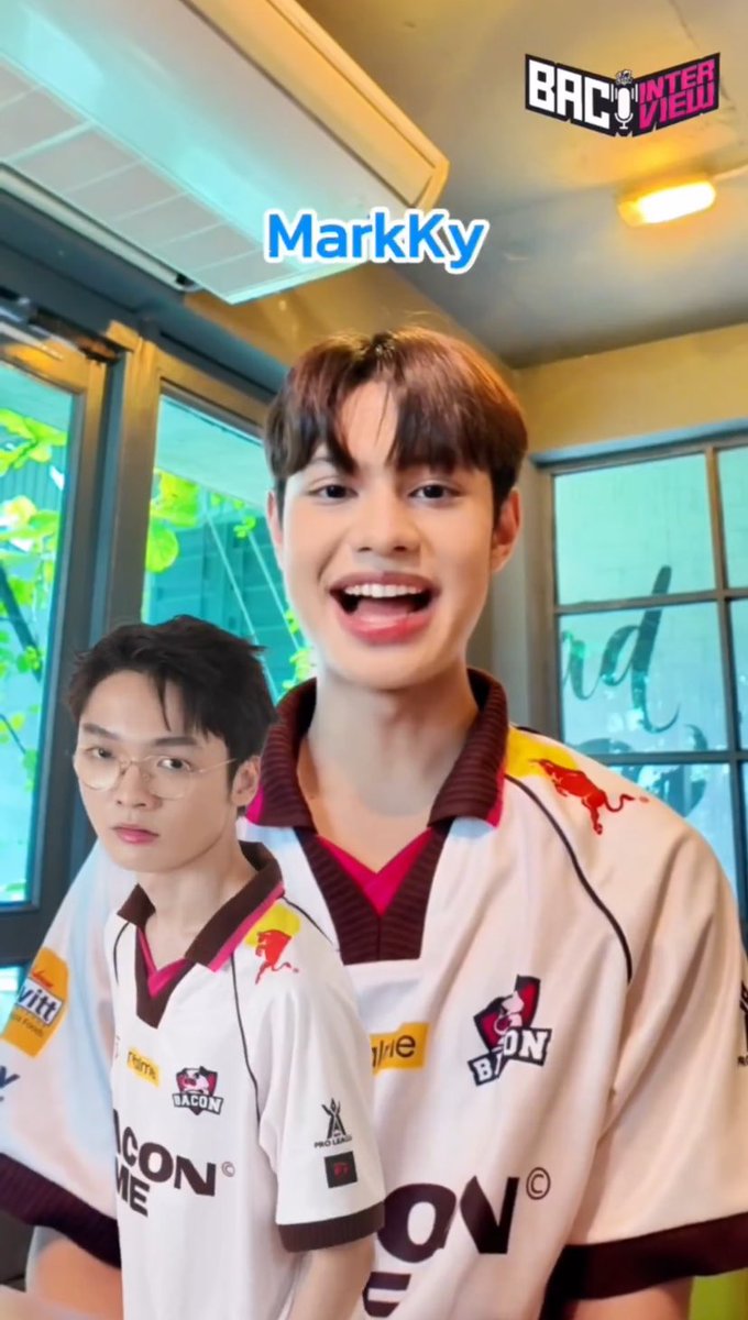 icezii_rfc's tweet photo. โอปามีไอ่ม้าคเป็นไอดอลว่ะ เอาหว่ะ อย่างงี้ไอ่ม้าคได้ขิงนะ #markky #opar https://t.co/NajINBVsx7