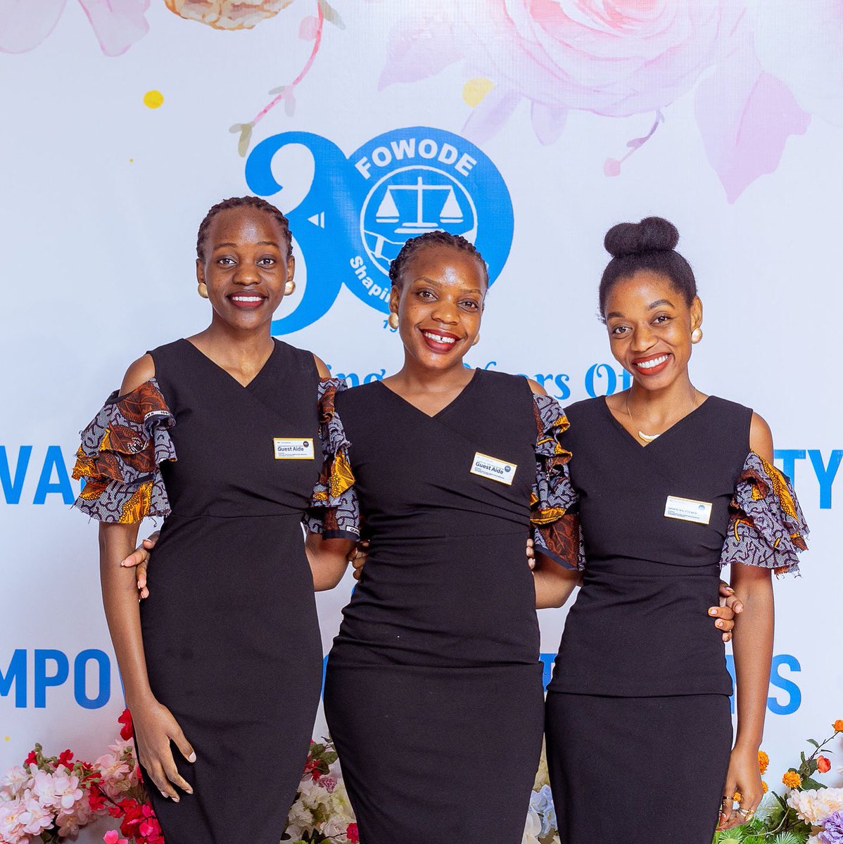 Doué Hostesses Uganda tweet media