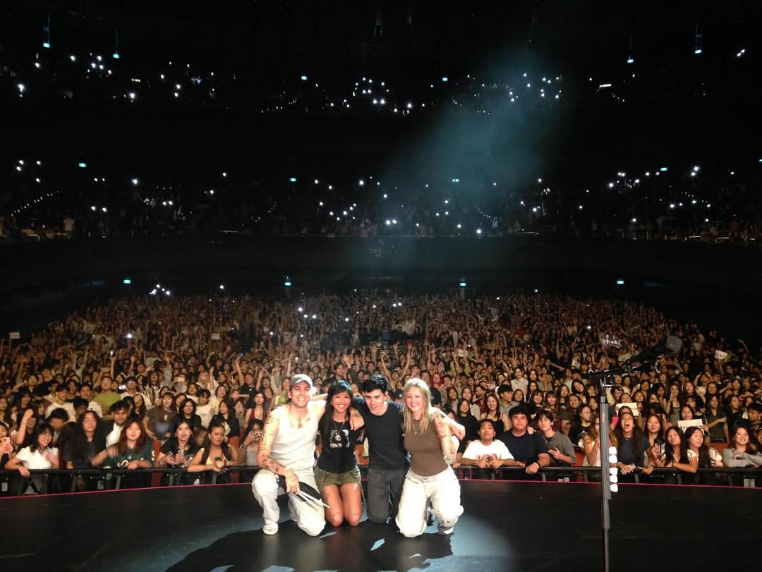 beabad00bee's tweet photo. tour is so epic https://t.co/5w5pZuSAaV