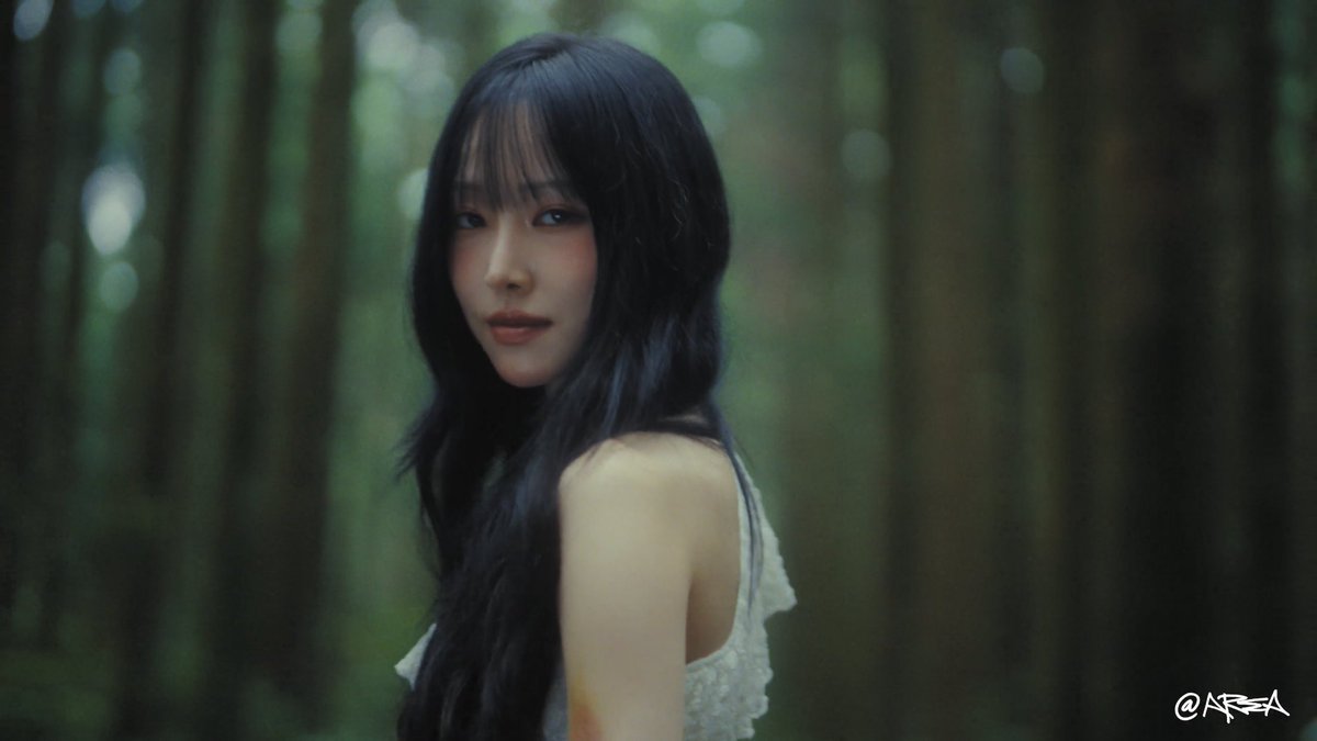 Ste_gOsH930's tweet photo. i really love the vibe of teaser🥺 

#Reply_MVTeaser #Reply_D1 
@YUJU_atarea https://t.co/D7u4FnV659